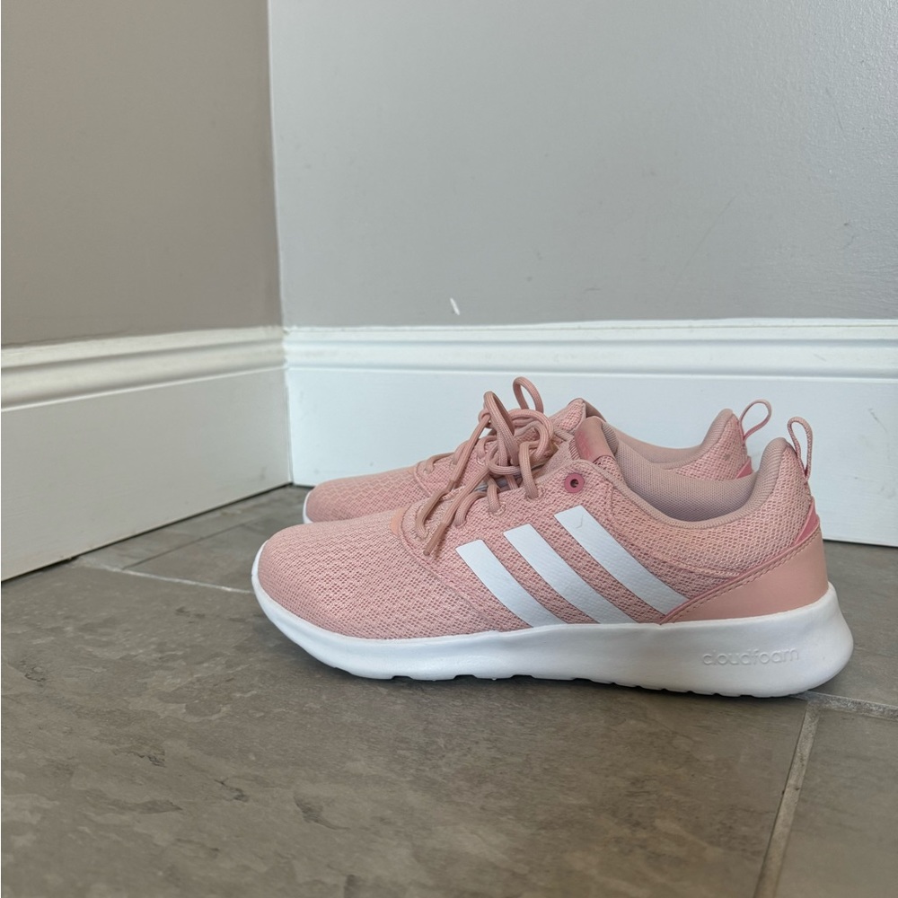 Adidas Cloudfoam Comfort Sneakers